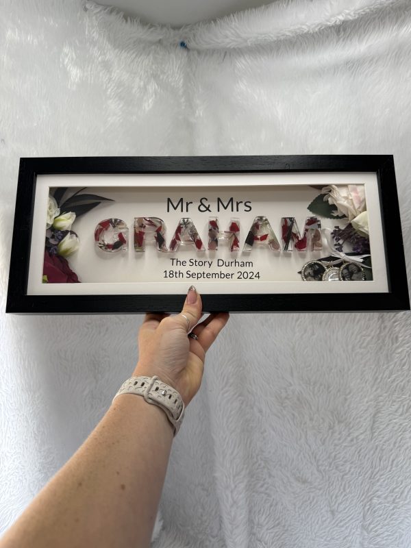 Family Name Frame with dried flowers - Image 18